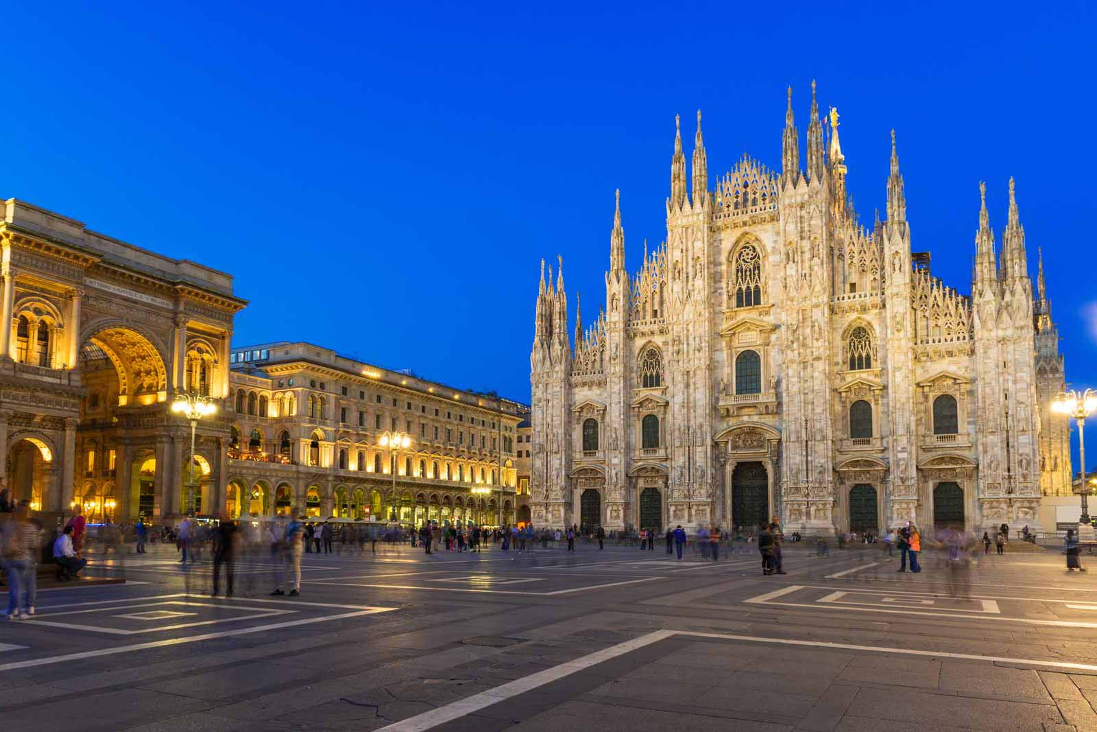 Milan - Milan is seduced by its rich historical heritage, renowned museums and prestigious boutiques.