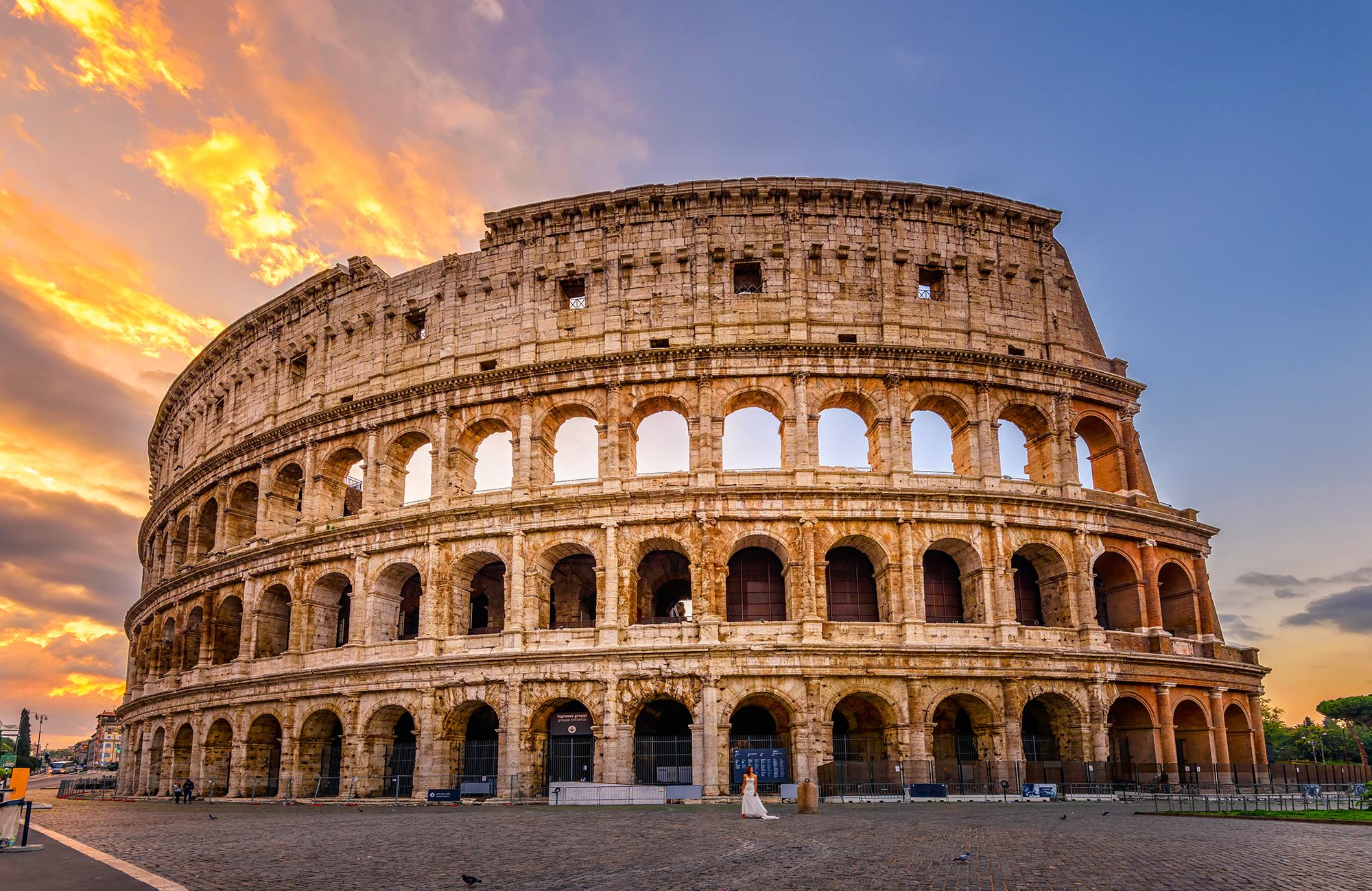 Rome - The eternal city of Rome marvels with its squares, fountains and museums.