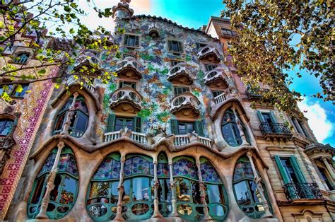 Casa Batlló, A renowned building by Antoni Gaudí located in the heart of Barcelona.