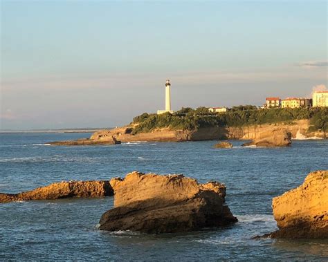 Phare de Biarritz, A lighthouse offering panoramic views.