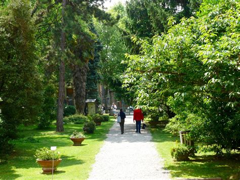 Botanical Garden of Bologna, Historical botanical garden.