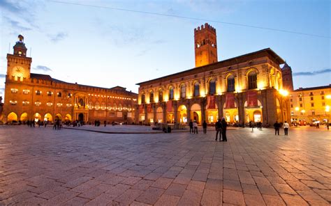 Piazza Maggiore, The main square of Bologna.