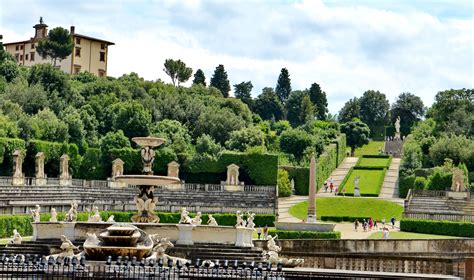 Boboli Gardens, Large historic gardens behind Palazzo Pitti.