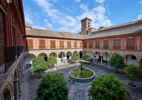 Sacromonte, A traditional Roma quarter known for its cave houses.