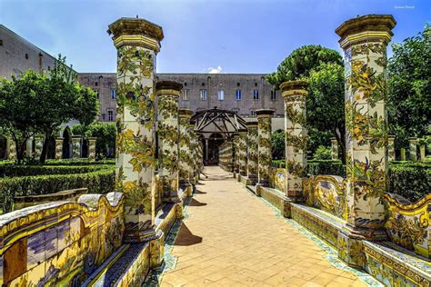 Santa Chiara, A monastery complex with a famous cloister.