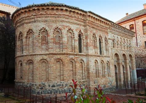 Mosque of Cristo de la Luz, A former mosque with Mudéjar influences.