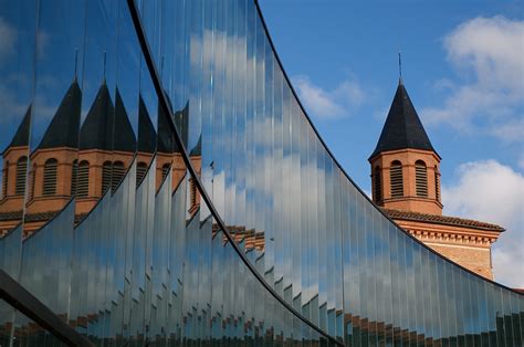 Museum of Toulouse, Natural history museum with extensive collections.