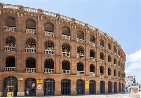 Plaza de Toros de Valencia, A historic bullring.