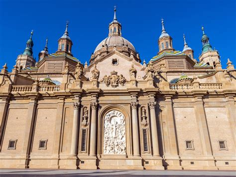 Basilica del Pilar, A stunning basilica dedicated to Our Lady of the Pillar.